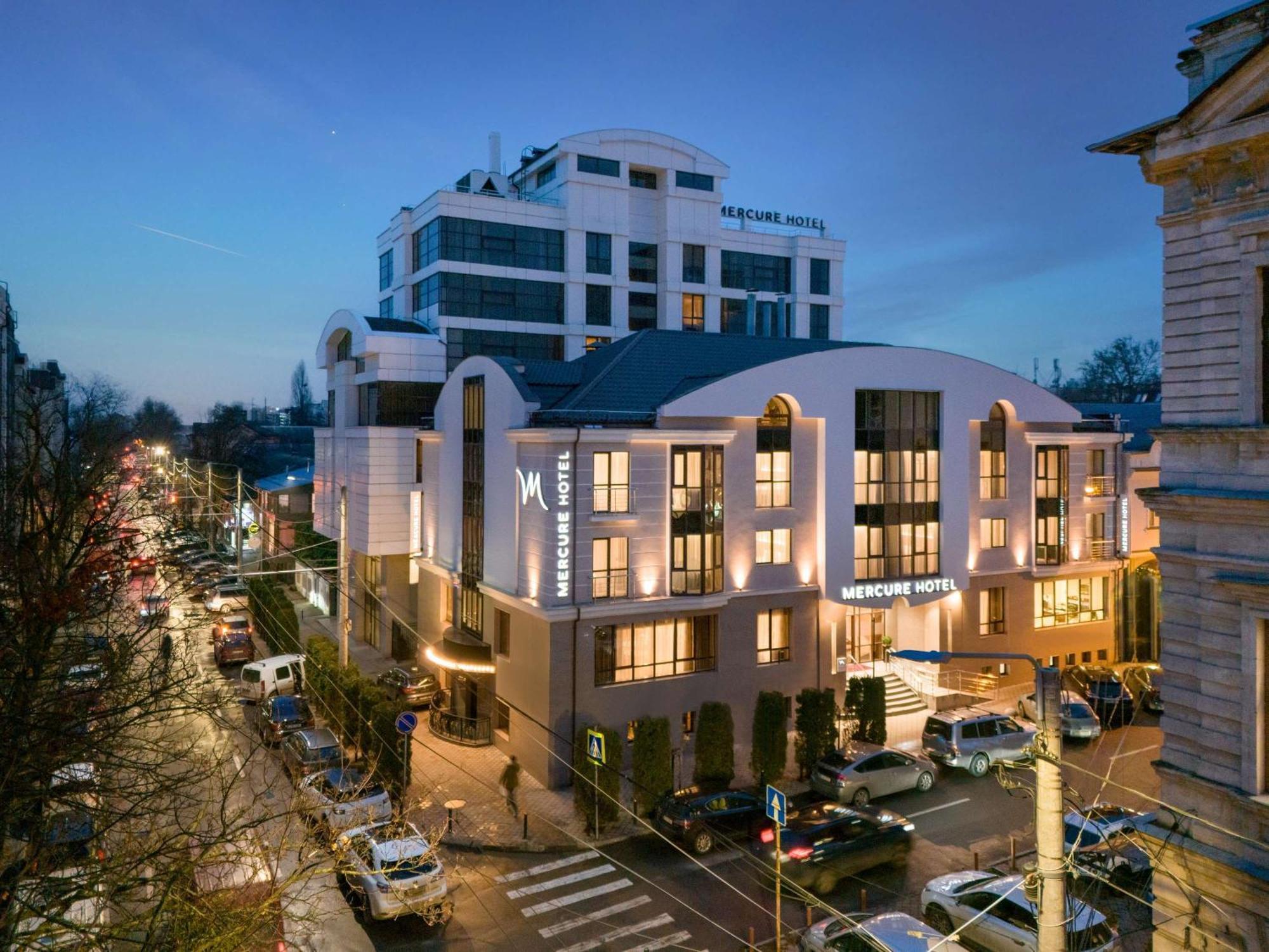 Mercure Chisinau Center Jazz Hotel Exterior photo